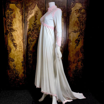 Vintage 1970s wedding dress gown, White pleated high neck jersey knit gown & train