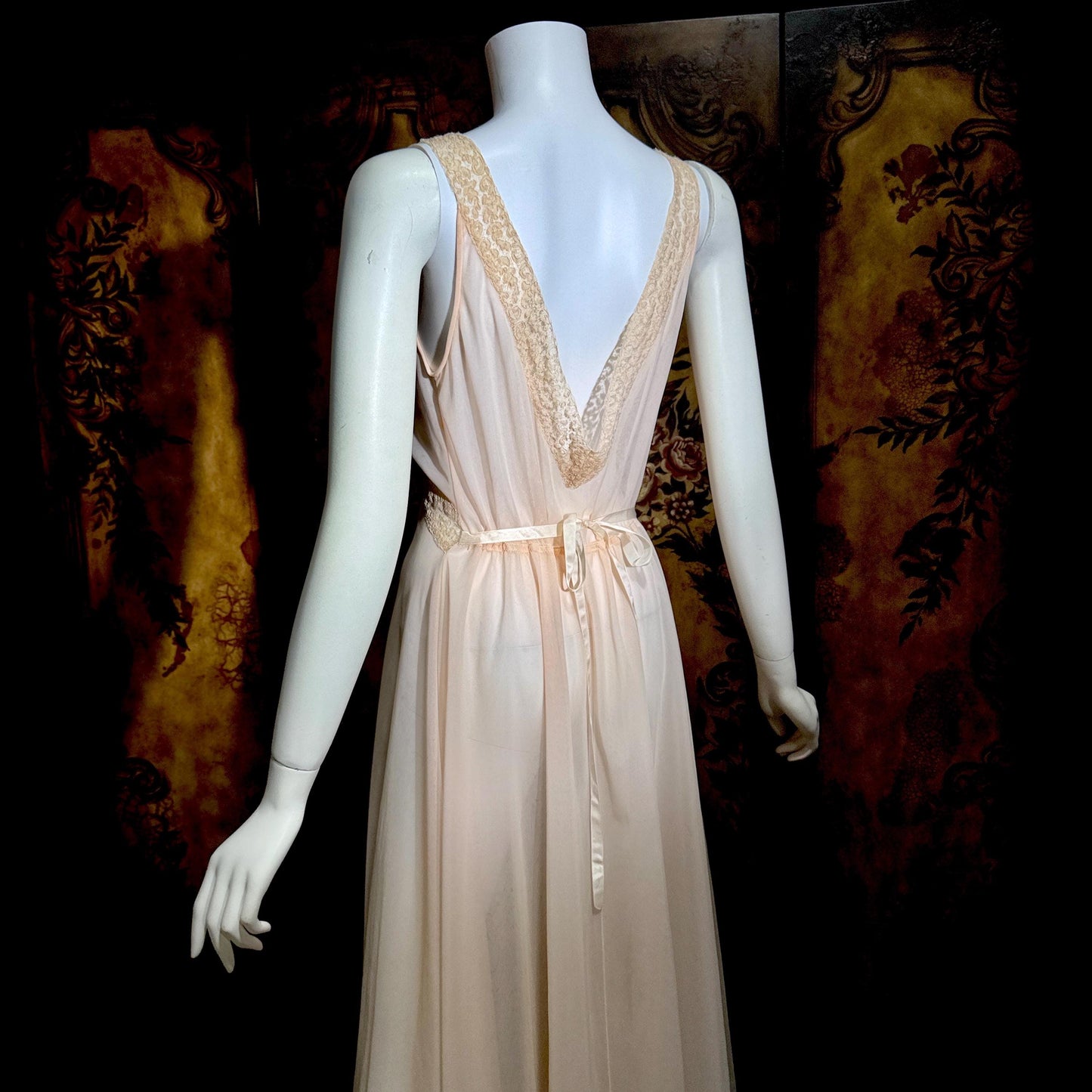 SAKS FIFTH AVENUE Vintage 1950s peignoir set, Dusty Pink chiffon bridal nightgown lingerie slip dress and robe