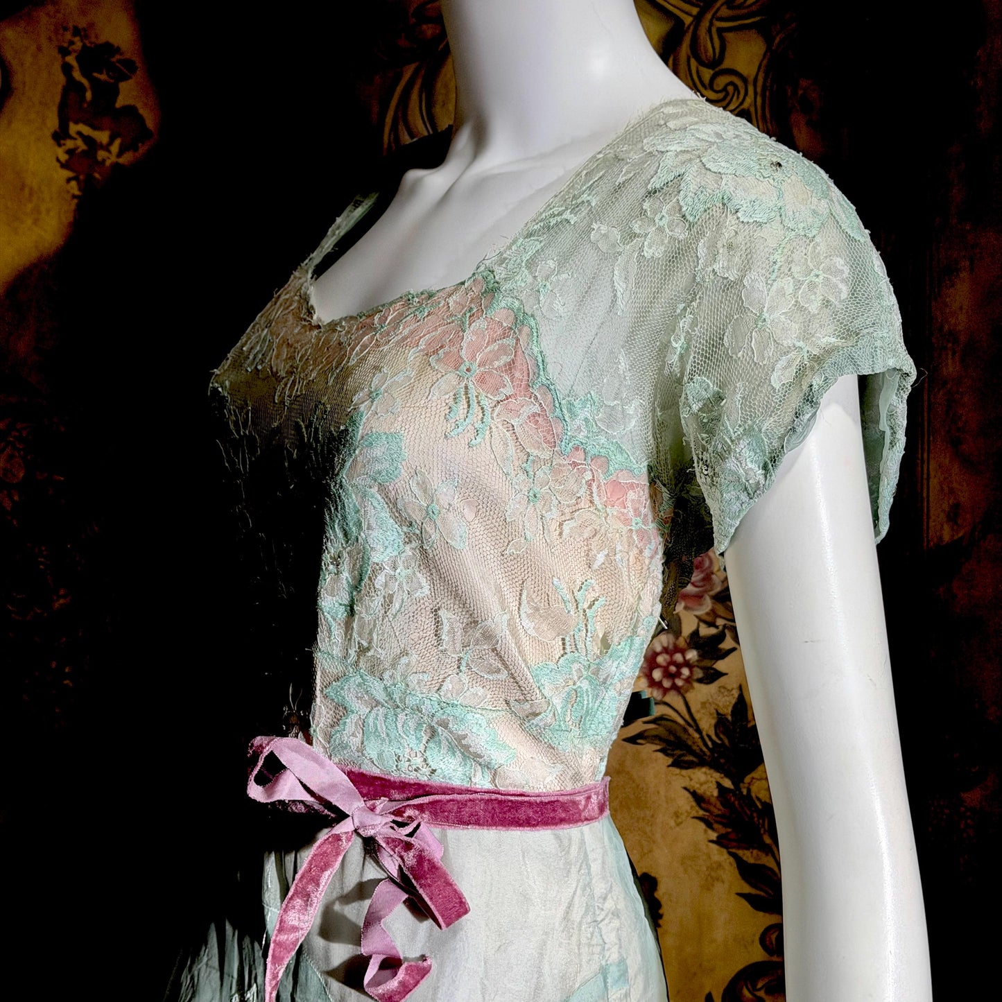 1930s Vintage Evening dress gown, Green Pink Organza Lace gown, Large