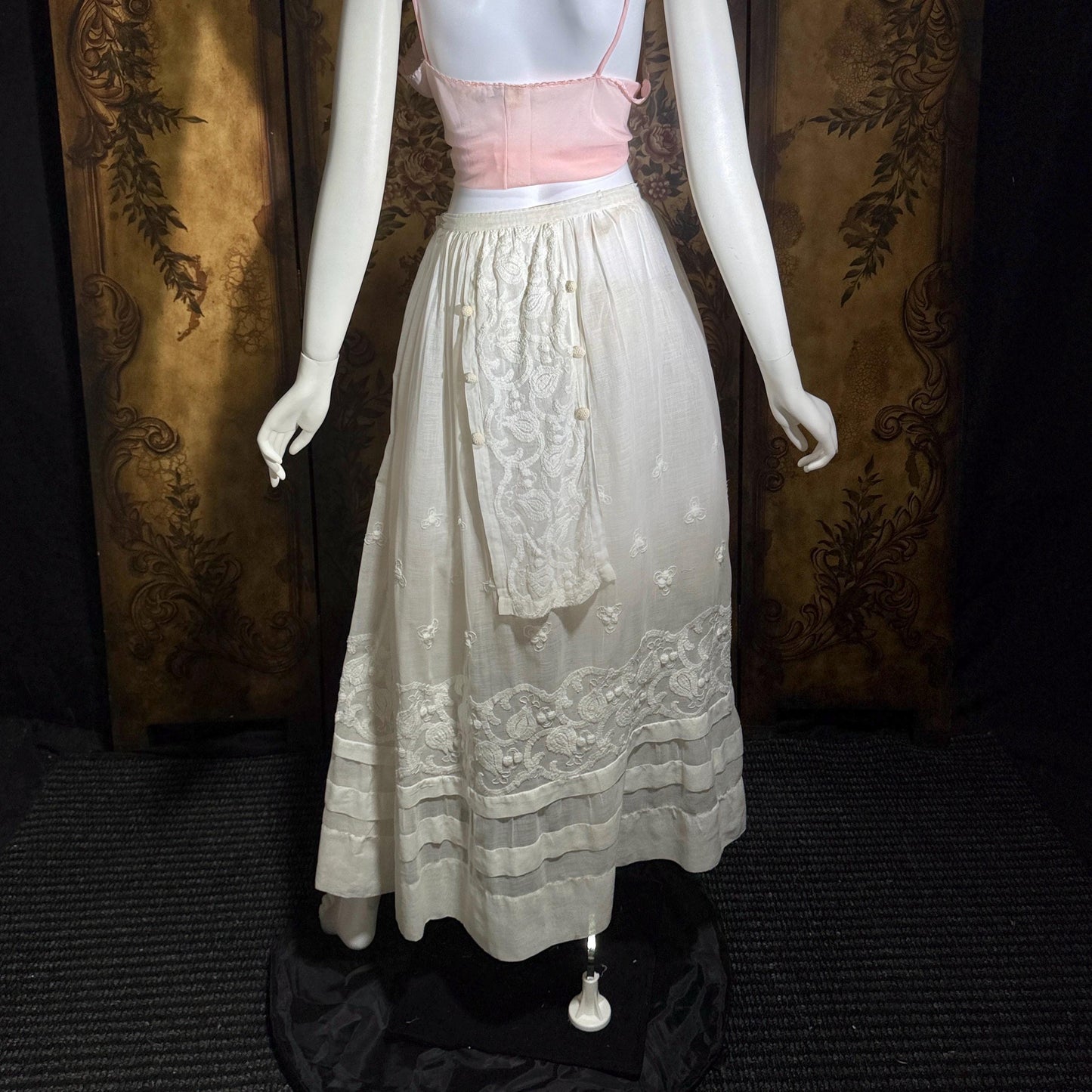 Vintage Edwardian cotton skirt, Antique 1900s heavily embroidered white maxi skirt, hippie boho skirt