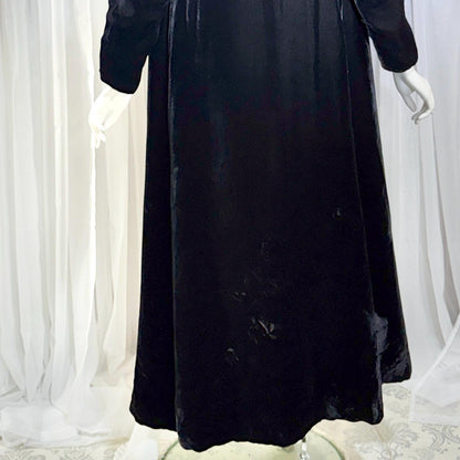 vintage 1920s opera coat, Black Silk Velvet flapper evening coat duster ruffle neck