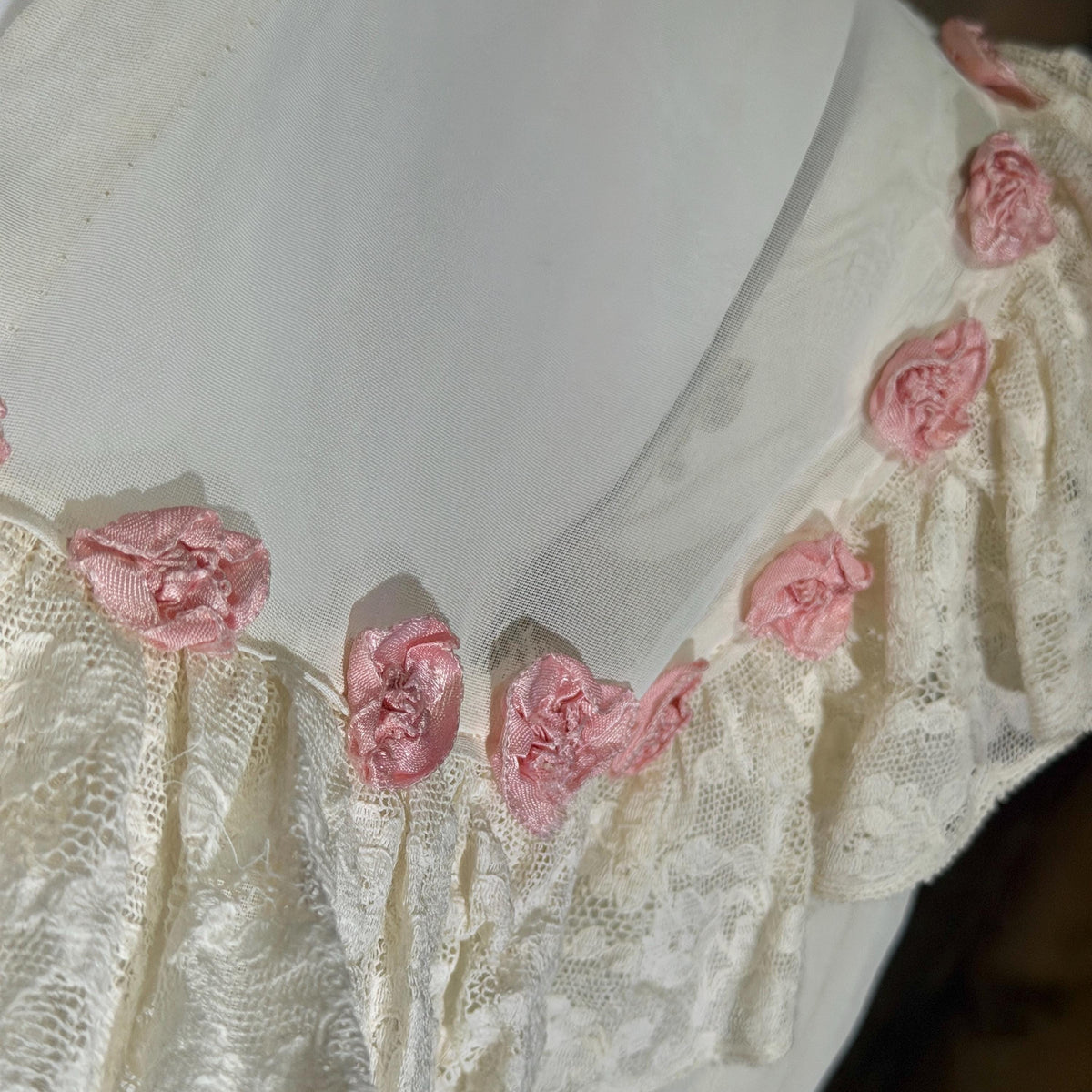 vintage 1930s dressing gown robe, sheer white rayon pink flowers bridal peignoir housecoat