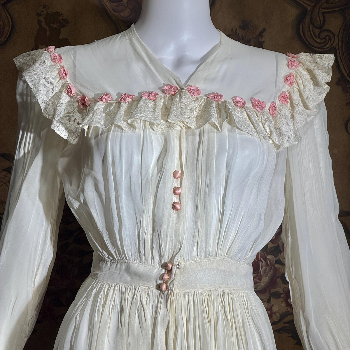 vintage 1930s dressing gown robe, sheer white rayon pink flowers bridal peignoir housecoat