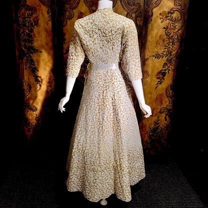 vintge 1940s dressing gown robe, EVELYN PEARSON Gold White full sweep wrap front housecoat hostess dress