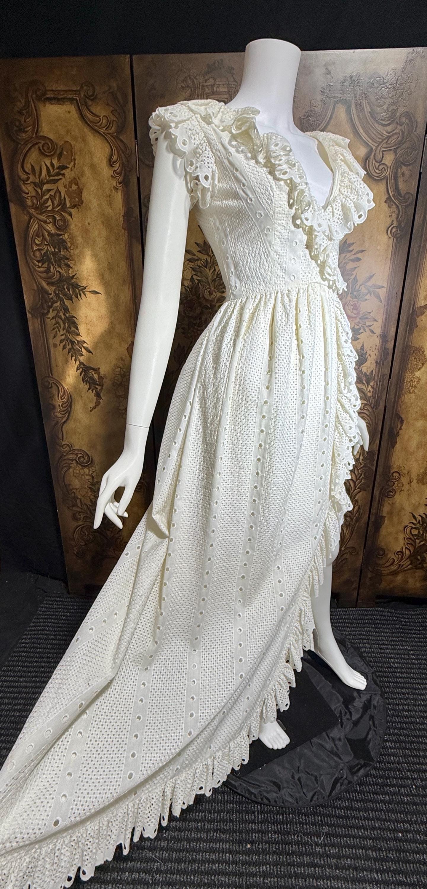 VICTOR COSTA Vintage 1970s dress, White Cotton Eyelet Ruffle Maxi Boho Wedding