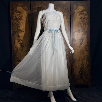 Vintage 1950s EYE-FUL by the Flaums nightgown robe set, white bridal lingerie dress set