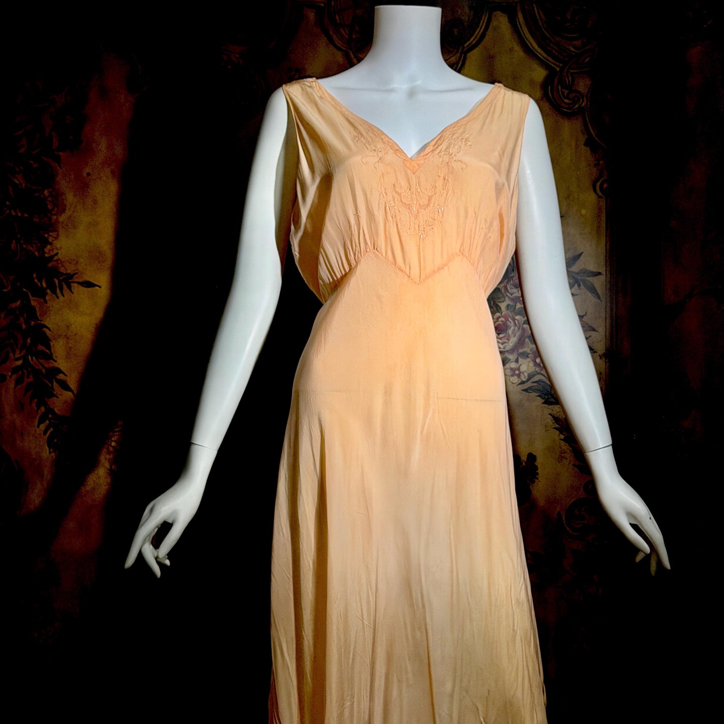vintage 1930s Peach silk dress, MARSHALL FIELD & CO bias cut lingerie dress, Large