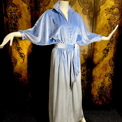 Vintage LUCIE ANN BEVERLY Hills Hostess dress, 1970s Blue velour lounge dressing gown