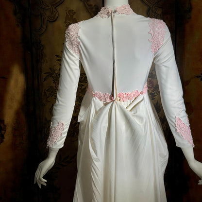 Vintage 1970s wedding dress gown, White pleated high neck jersey knit gown & train