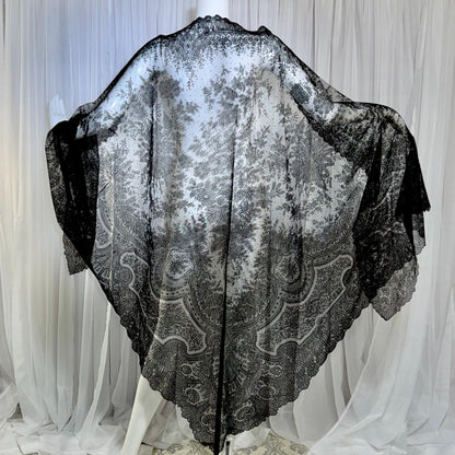 Victorian Antique Chantilly Lace shawl scarf, 1800s Black Shoulder Evening Wrap