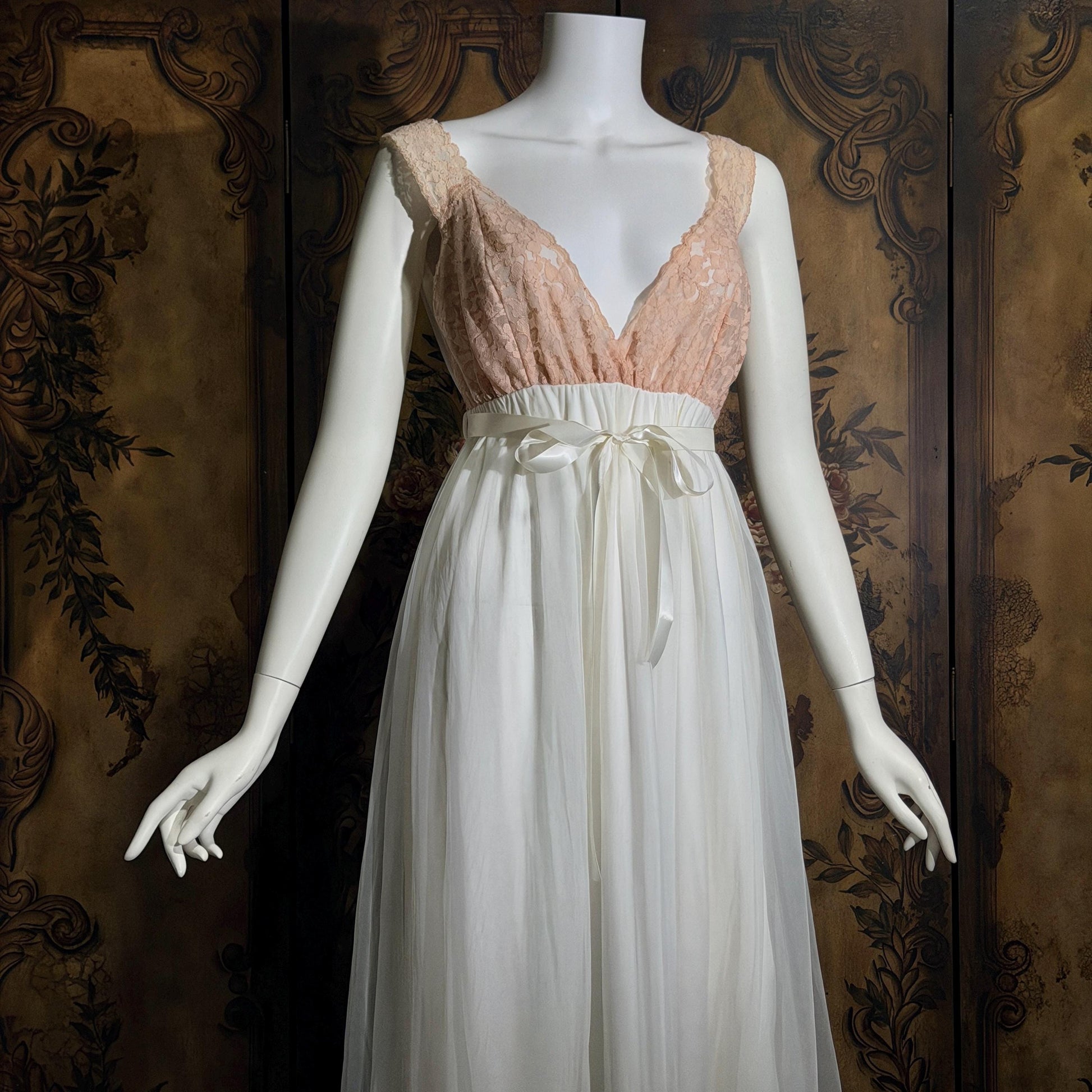 vintage Nightgown Robe Peignoir Set, MERLITA 1960s Sheer white & blush lace lingerie gown