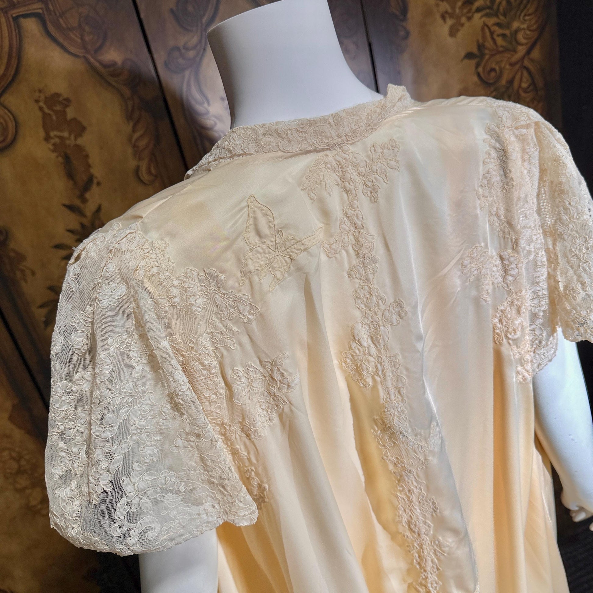 vintage 1940s nightgown robe set, HATEM EXCLUSIVE Buttery Peach silky nylon bridal peignoir lingerie slip dress and robe