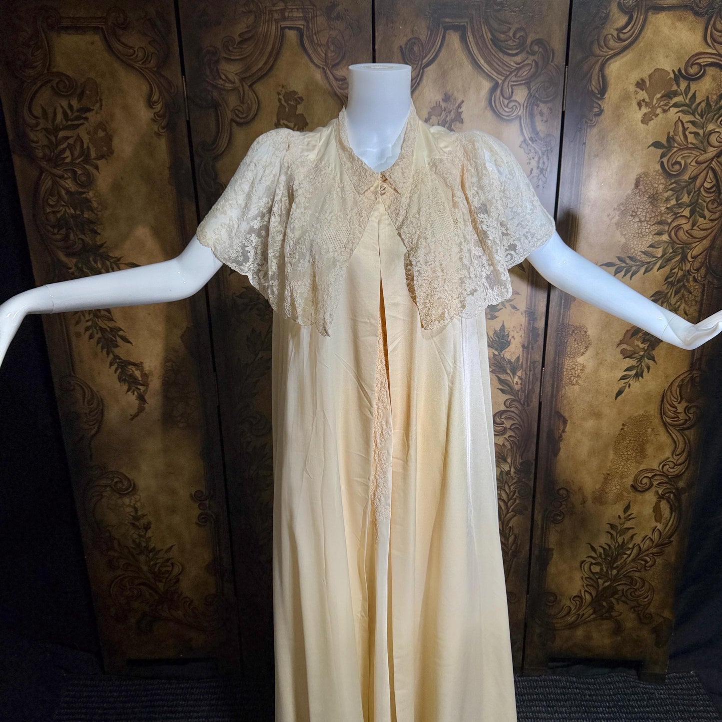 vintage 1940s nightgown robe set, HATEM EXCLUSIVE Buttery Peach silky nylon bridal peignoir lingerie slip dress and robe