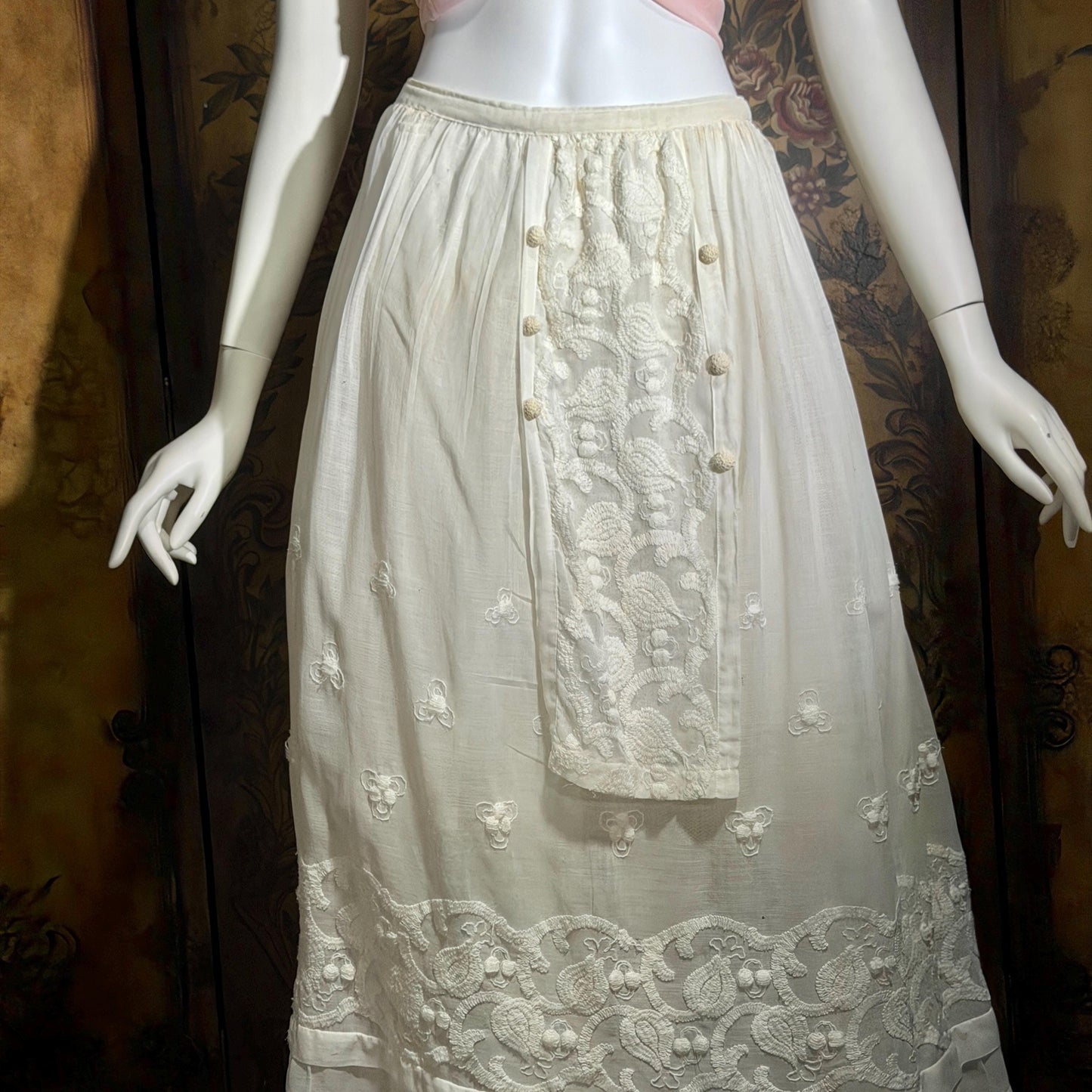 Vintage Edwardian cotton skirt, Antique 1900s heavily embroidered white maxi skirt, hippie boho skirt