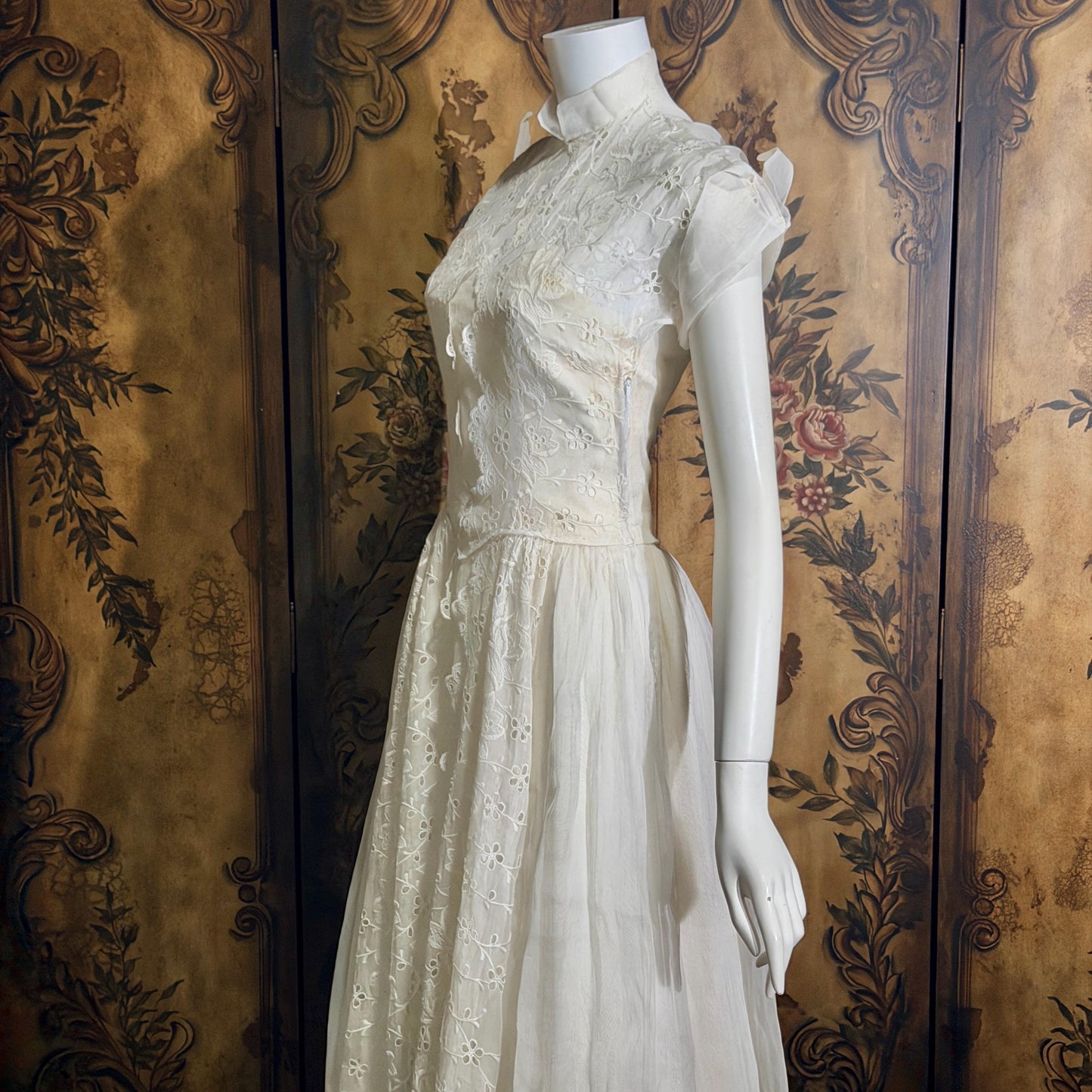vintage 1940s wedding dress gown, Sheer White Organza with High Neck Full Skirt