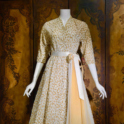 vintge 1940s dressing gown robe, EVELYN PEARSON Gold White full sweep wrap front housecoat hostess dress