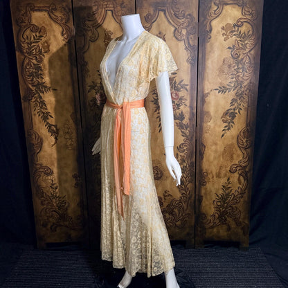 vintage 1930s dressing gown robe, Sheer French Ecru Alencon Lace Peignoir housecoat