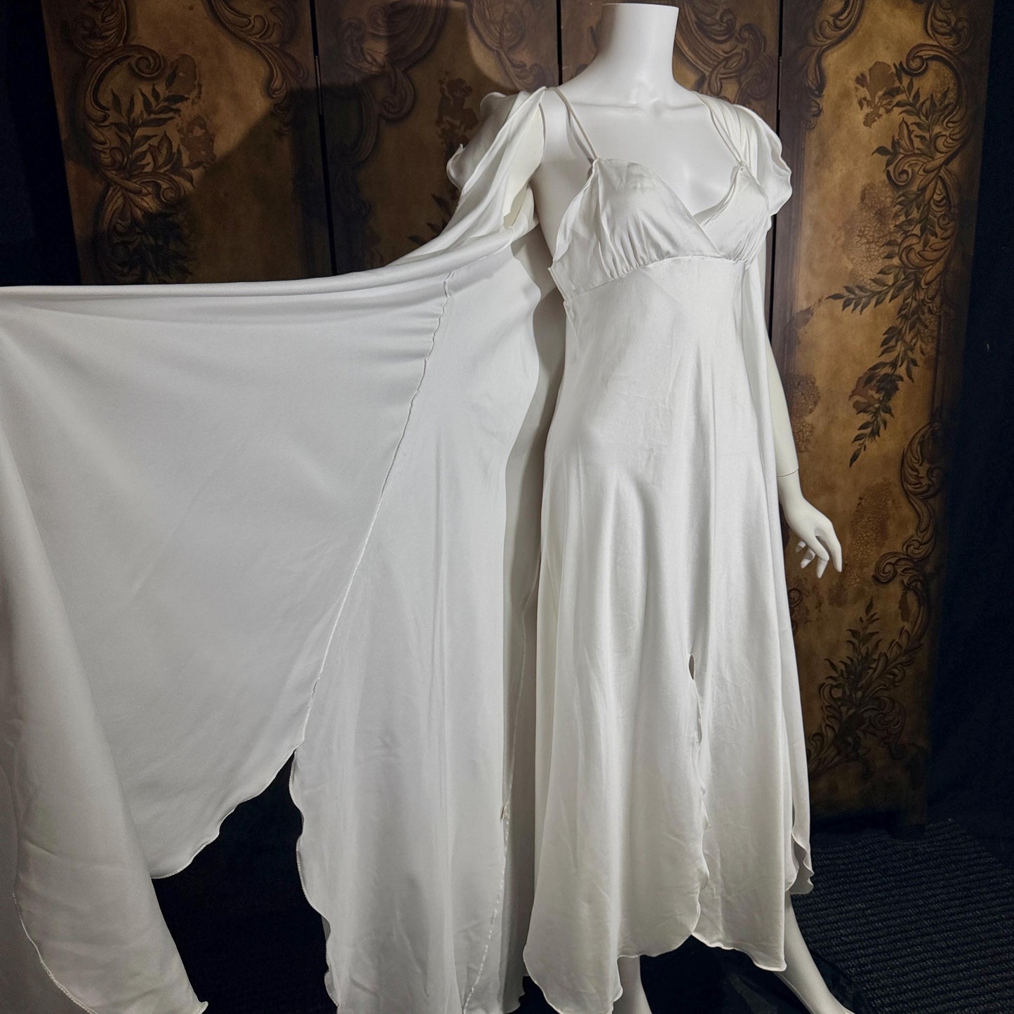 Vintage GEORGETTE TRABOLSI nightgown robe peignoir set, I Magnin 1980s white lingerie dress set