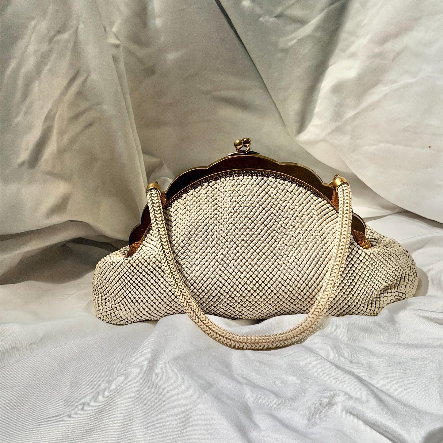 vintage 1950s WHITING & DAVIS evening bag, Mesh Pearly White Bridal purse dance bag