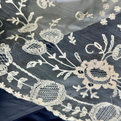 Antique Victorian lace collar, Edwardian Tambour Embroidered net lace