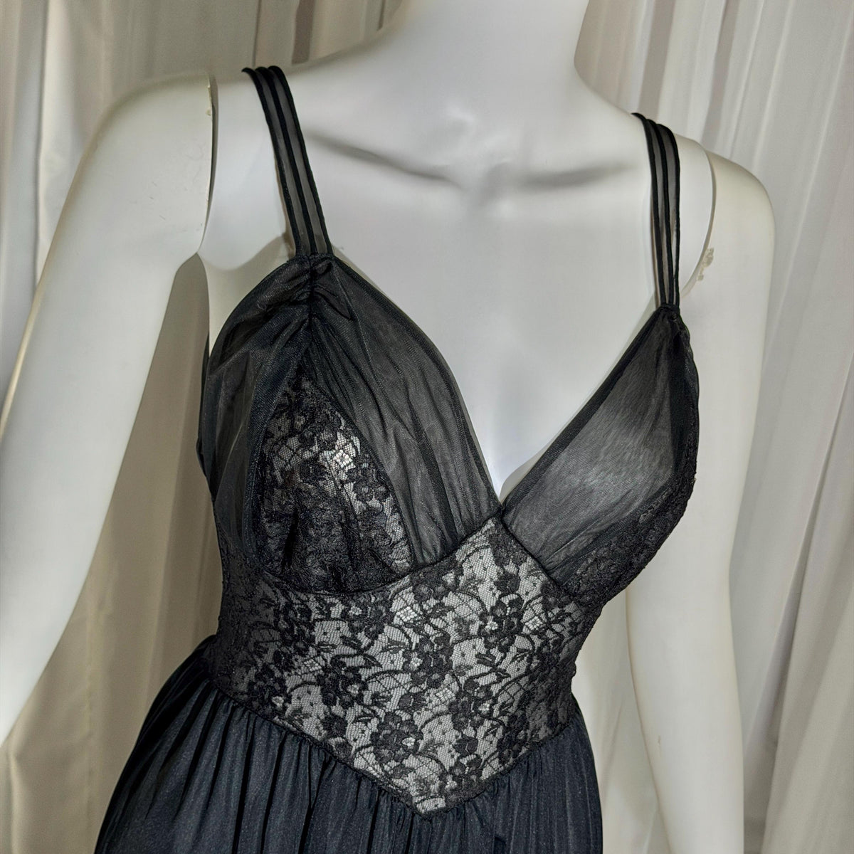Rogers vintage 1950s Black Lace Nylon Nightgown Lingerie Slip Dress