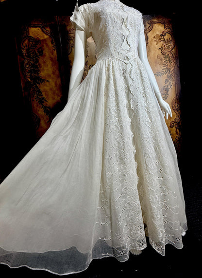 vintage 1940s wedding dress gown, Sheer White Organza with High Neck Full Skirt
