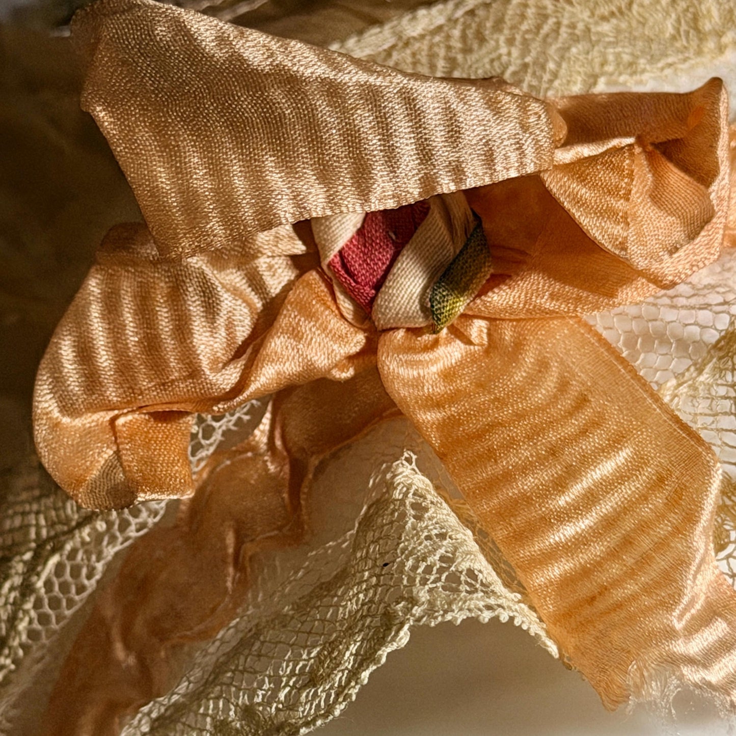 vintage 1920s Silk night cap, Peach boudoir sleeping hat