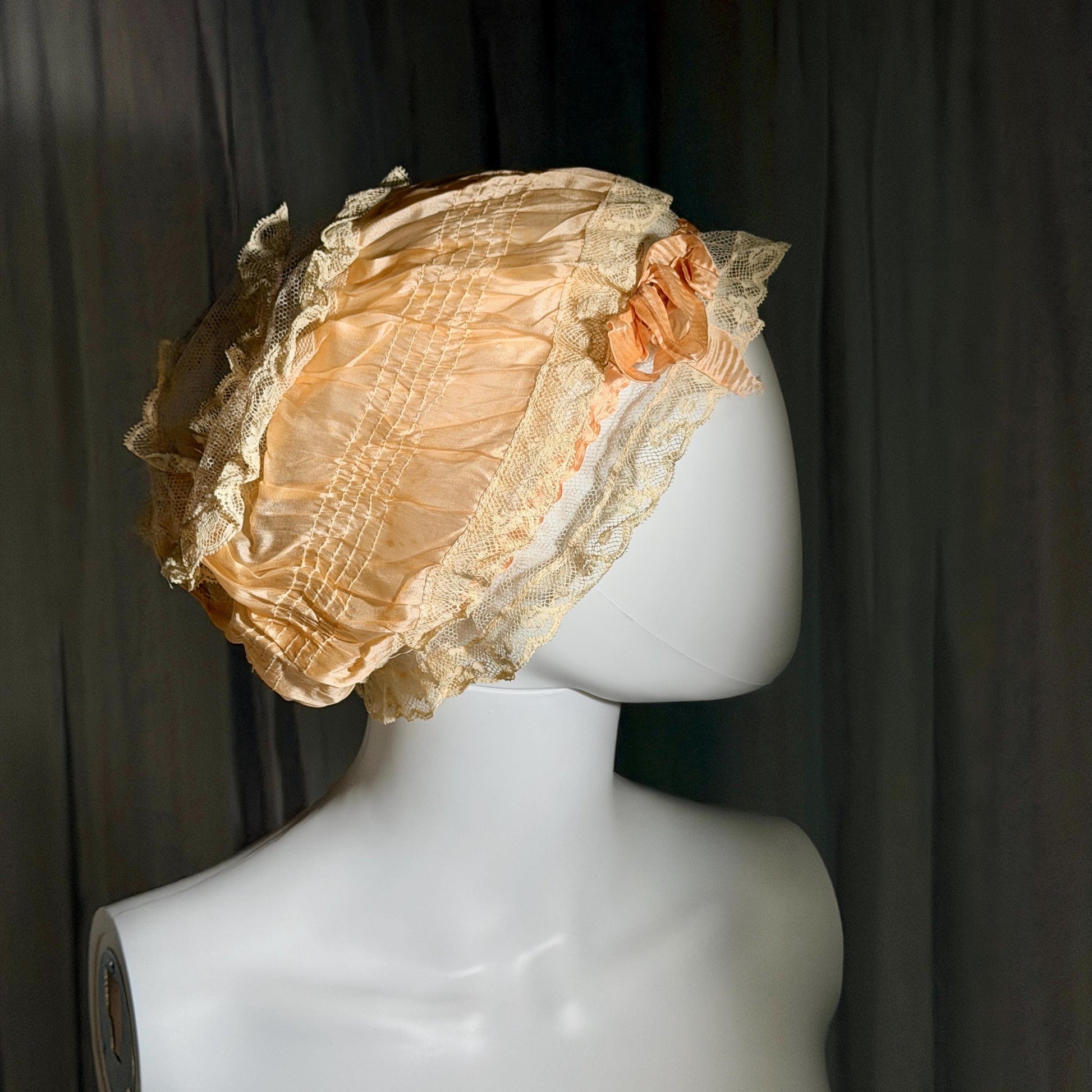 vintage 1920s Silk night cap, Peach boudoir sleeping hat