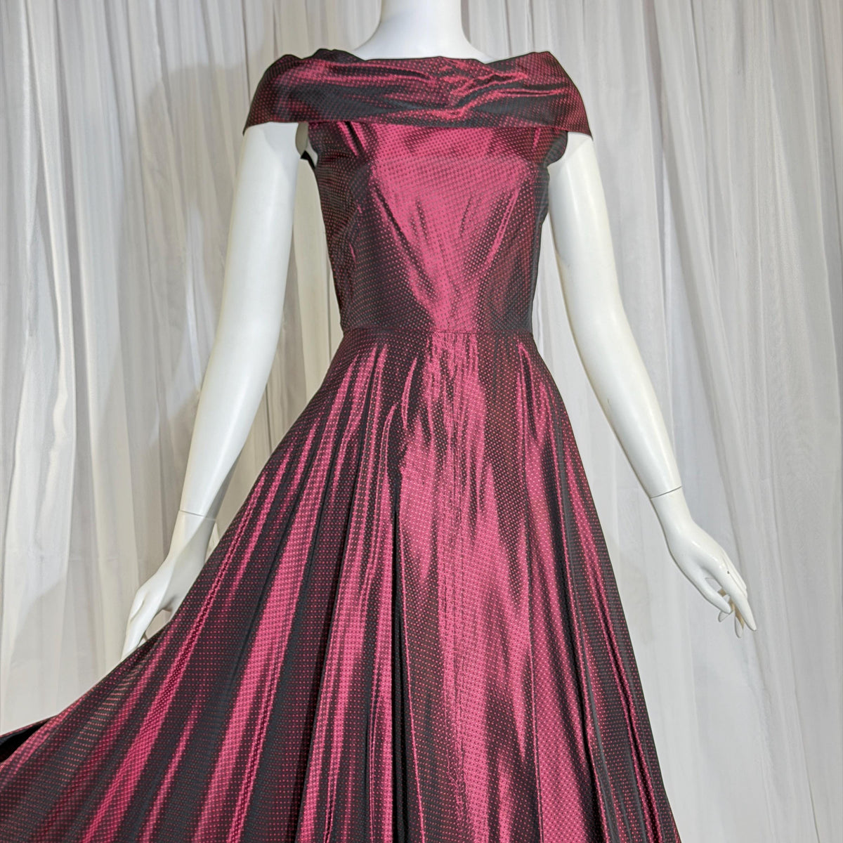 1940s vintage Evening Ball Gown, Deep Burgundy Shiny Satin Full Sweep Formal Dress