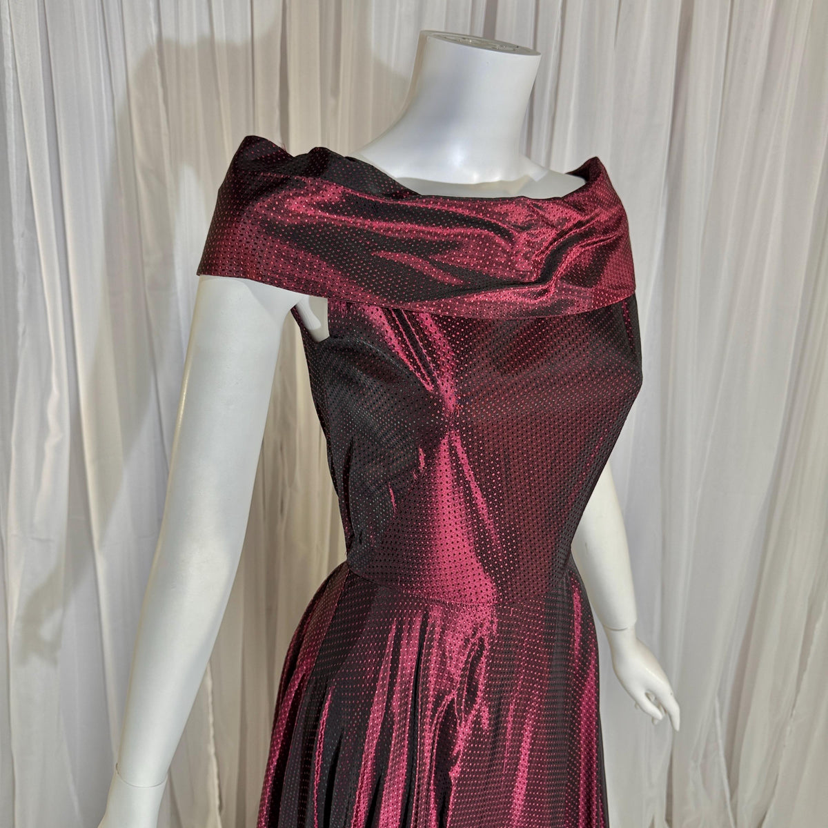 1940s vintage Evening Ball Gown, Deep Burgundy Shiny Satin Full Sweep Formal Dress