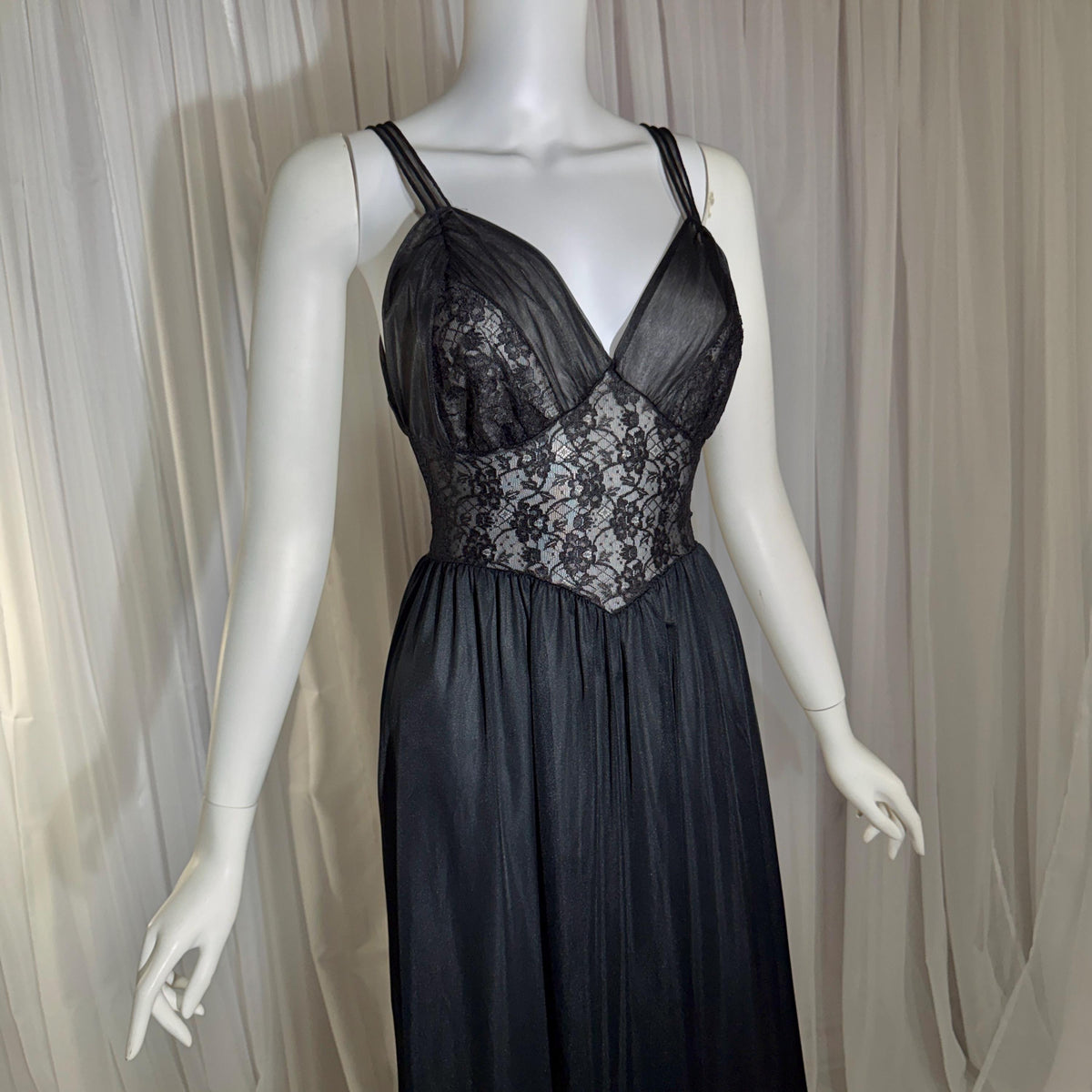 Rogers vintage 1950s Black Lace Nylon Nightgown Lingerie Slip Dress