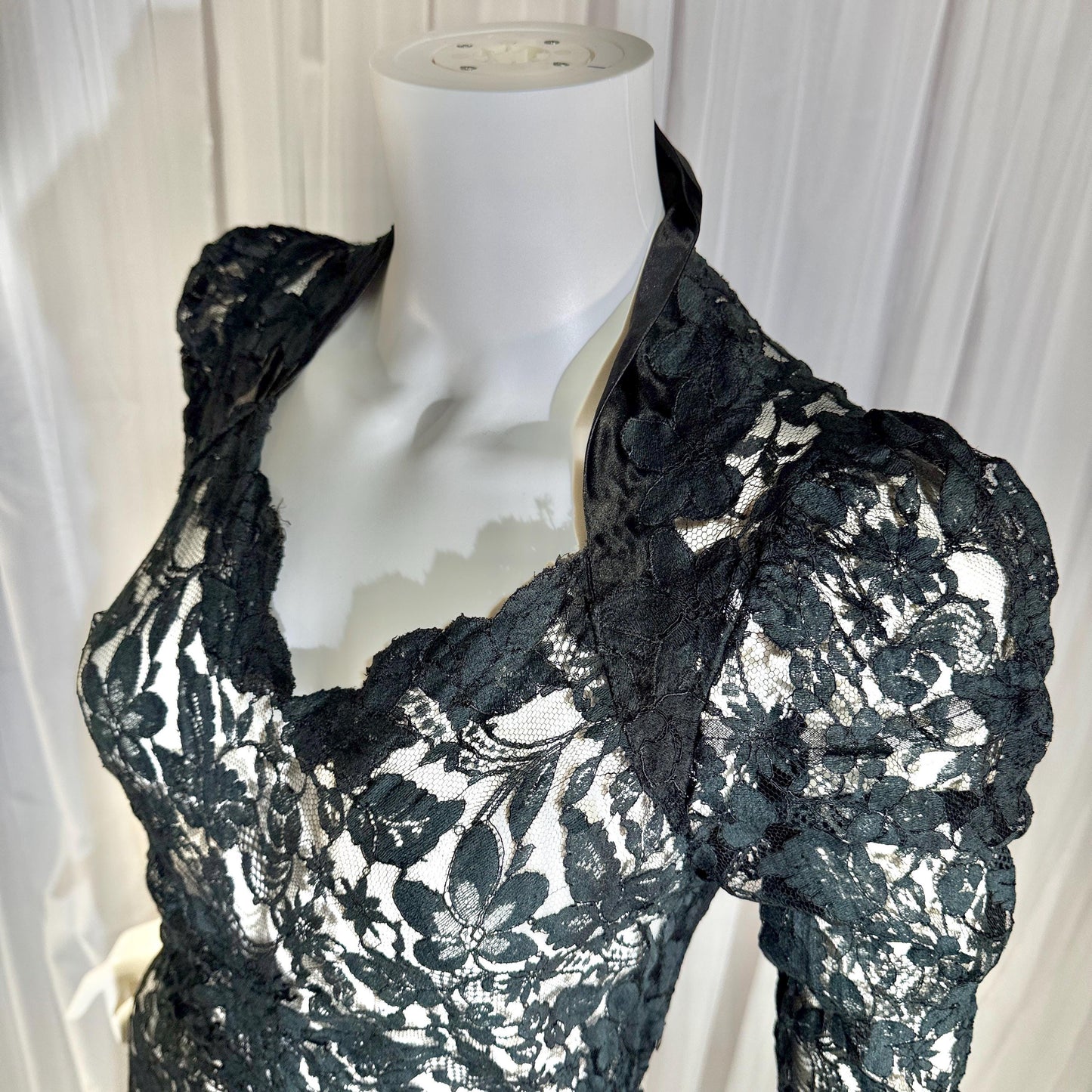 vintage 1930s evening dress, MITCHELL'S Better Dresses, totally sheer floral black lace gown