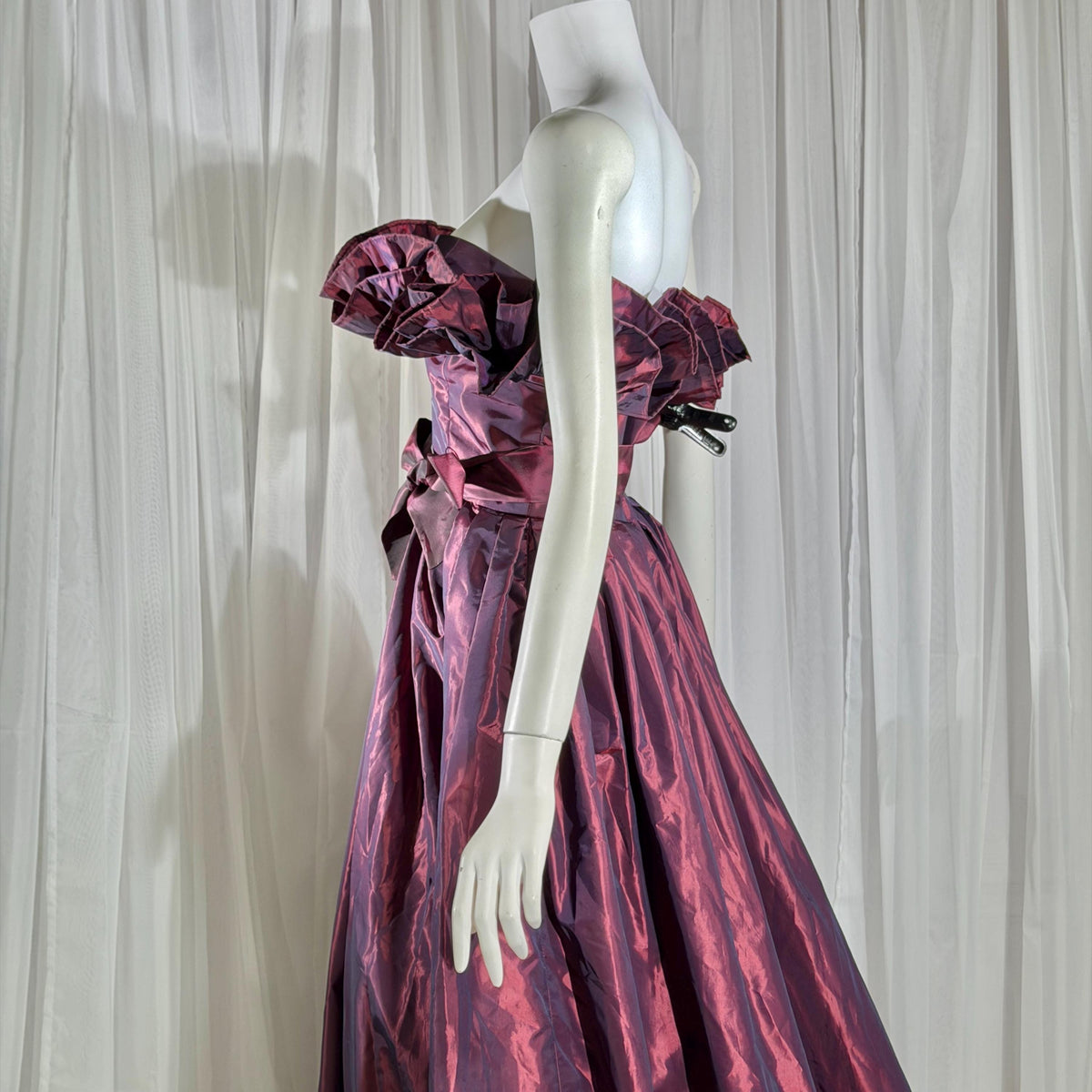 vintage VICTOR COSTA 1980s evening dress gown, SAKS Purple iridescent ball gown