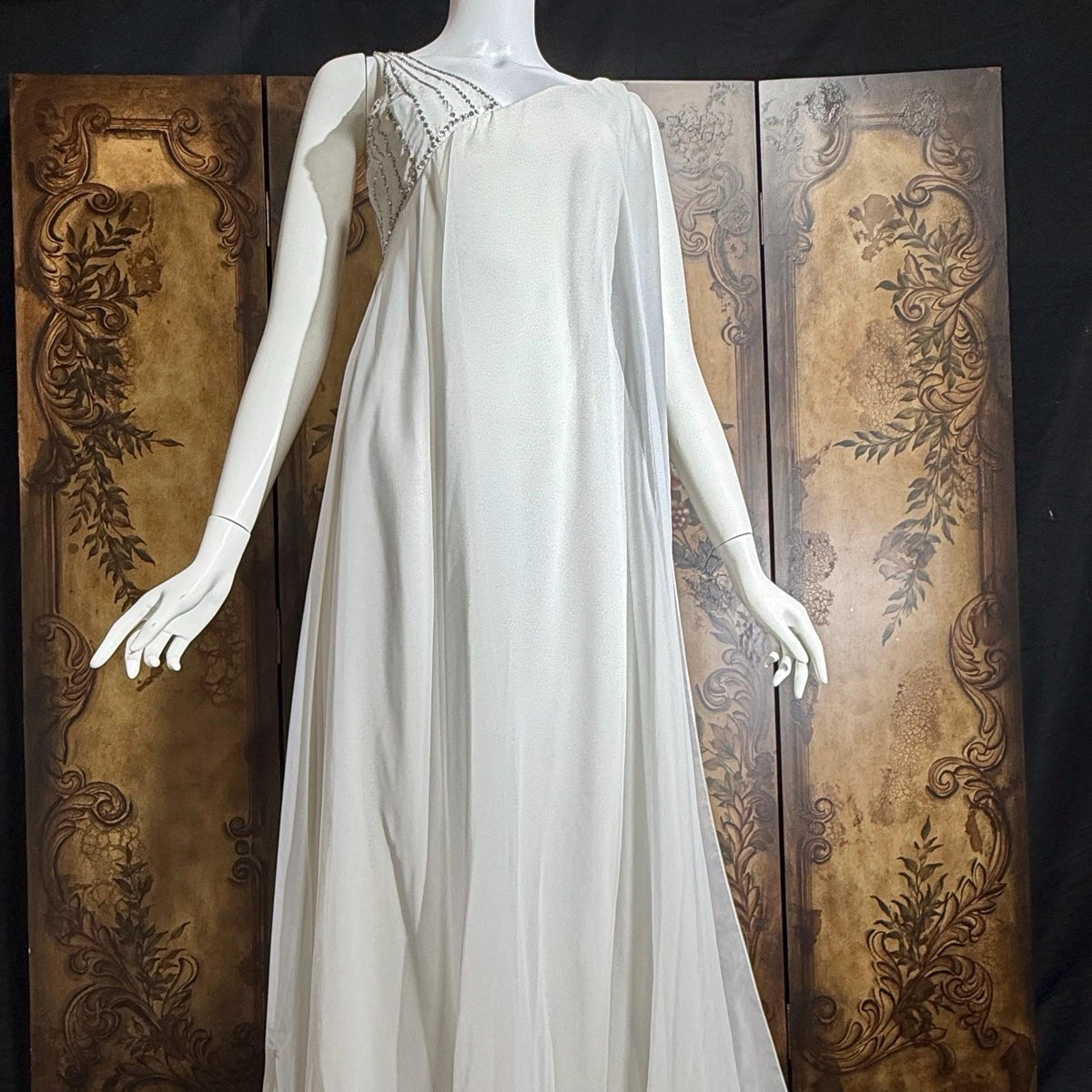 vintage wedding dress gown, 1970s ESTEVEZ white one shoulder grecian goddess dress