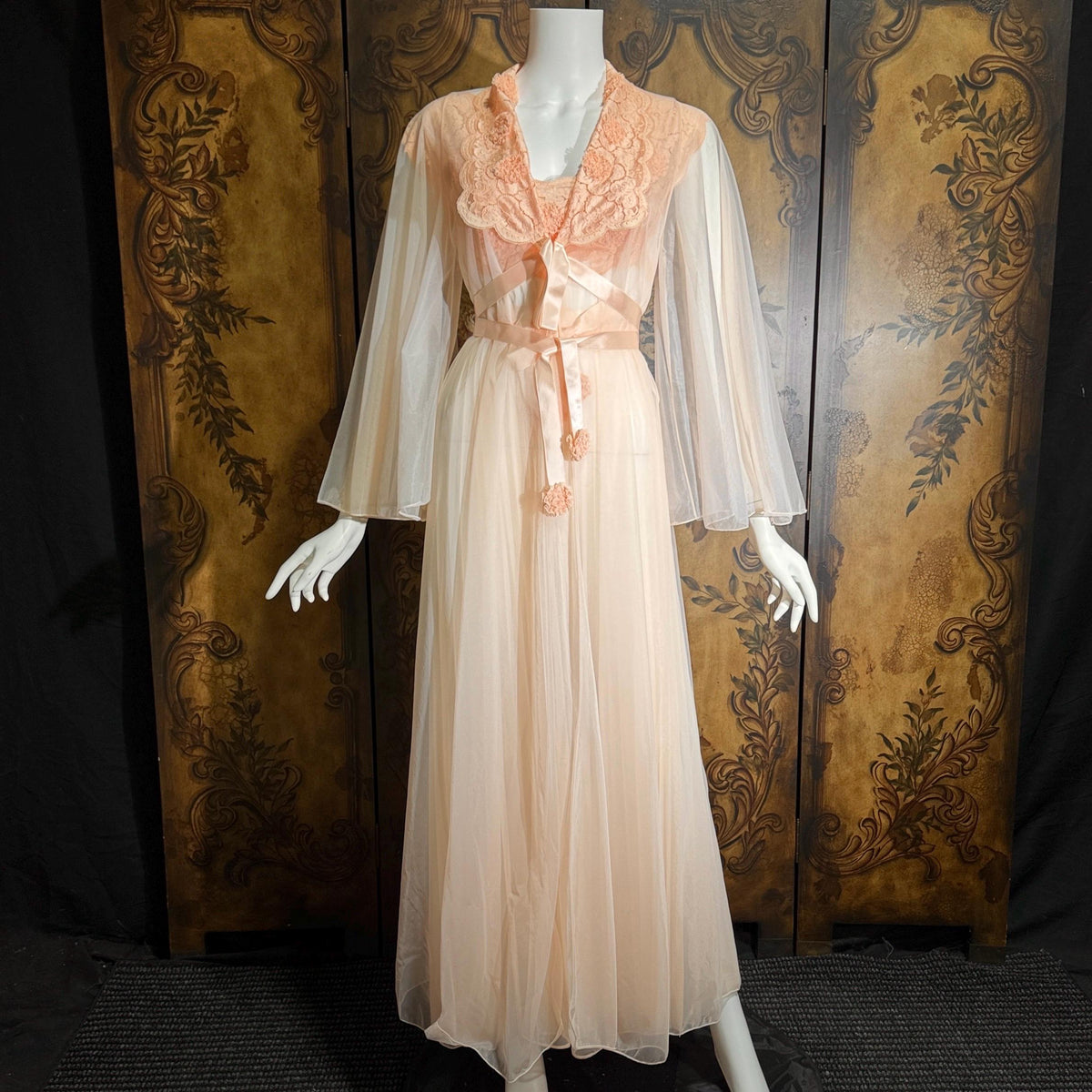 vintage Nightgown Robe Peignoir Set, VANITY FAIR 1960s Sheer peach lace pleats rosettes