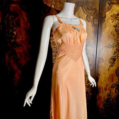 vintage 1930s nightgown, Peach Smocked Bias cut lingerie dress zipper side