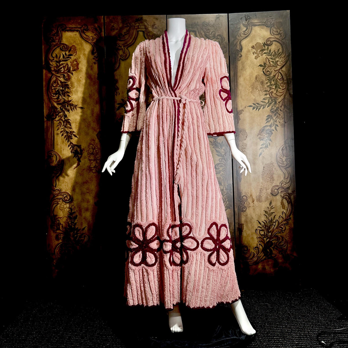 vintage 1940s chenille robe dressing gown, Dusty Pink cotton wrap front housecoat