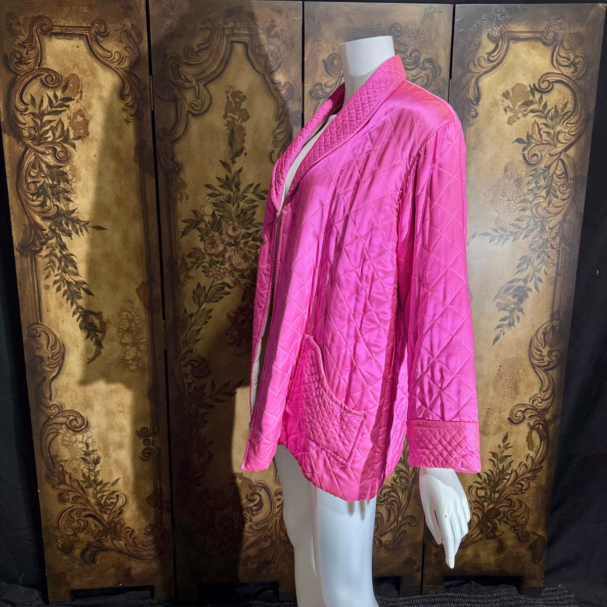 Vintage 1940s dressing robe, Hot Pink Embroidered Lounging Evening Jacket