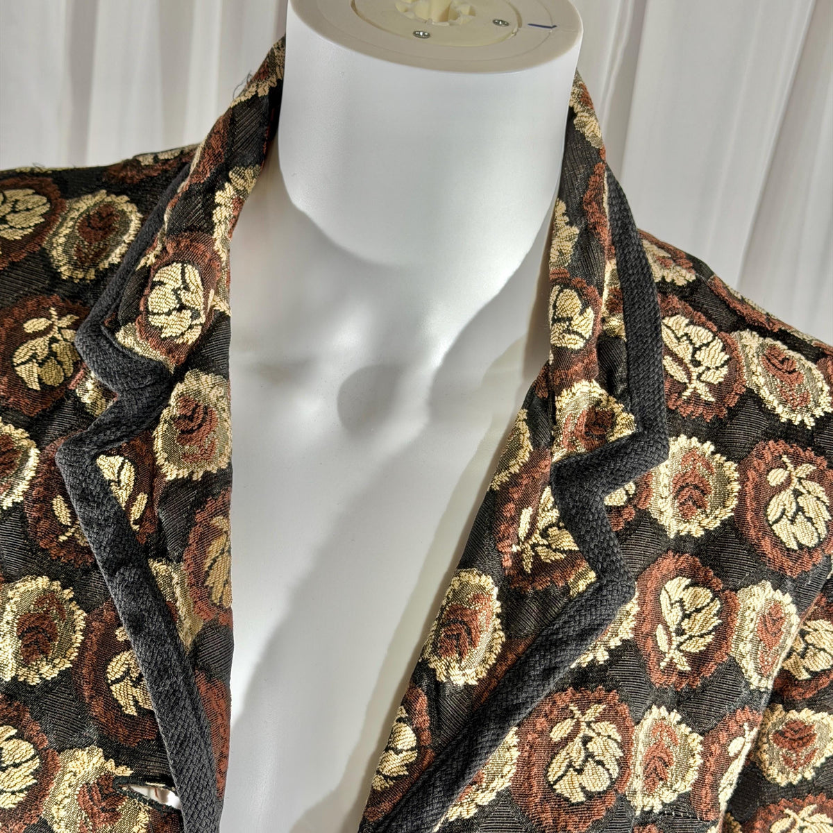vintage 1950s cropped jacket shrug, GLORIA SWANSON brown black tapestry evening dinner top bolero