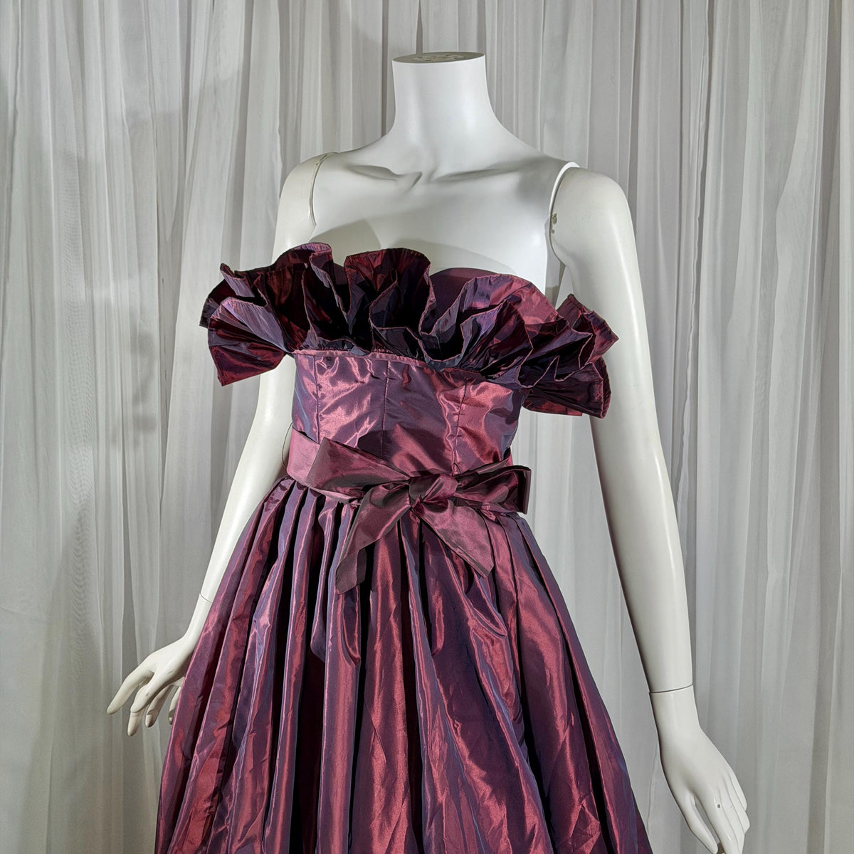 vintage VICTOR COSTA 1980s evening dress gown, SAKS Purple iridescent ball gown