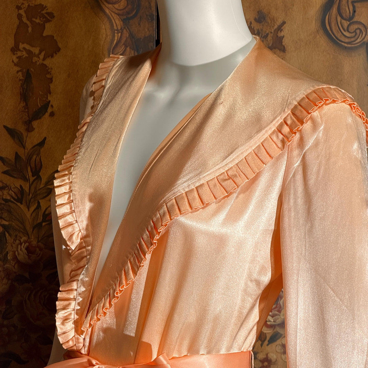 vintage 1940s Dressing Gown Robe, TULA Frederick Nelson Peach Rayon Lingerie Housecoat