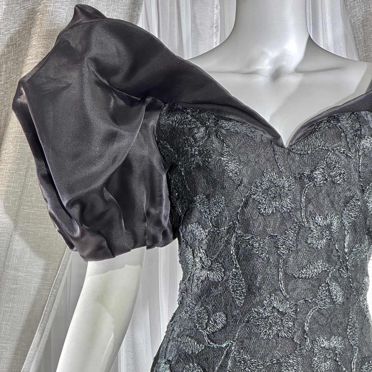 Vintage SCAASI BOUTIQUE cocktail evening dress, Black Off Shoulder Huge Sleeves Party Dress