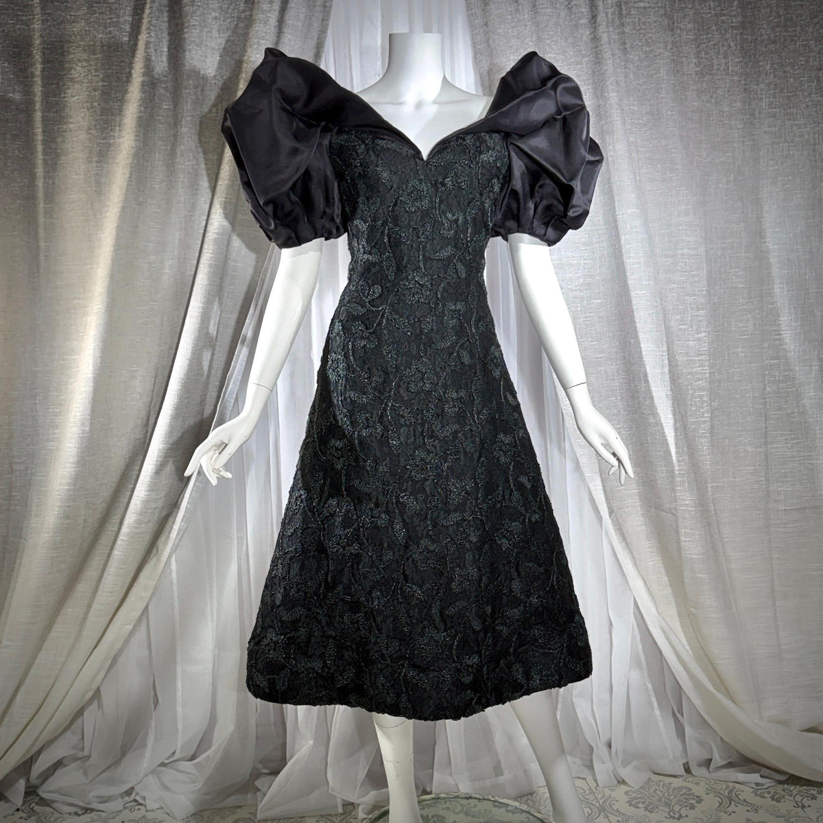 Vintage SCAASI BOUTIQUE cocktail evening dress, Black Off Shoulder Huge Sleeves Party Dress