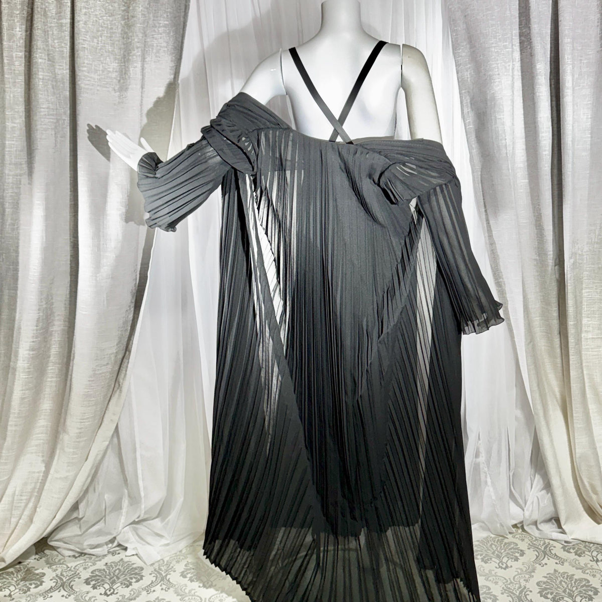 Vintage GEORGETTE TRABOLSI Peignoir Set, 1980s black pleated nightgown robe lingerie dress set