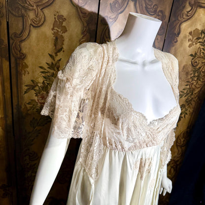 Vintage ORA FEDER Peignoir Set, 1970s Ivory White Satin Lace nightgown robe lingerie dress set