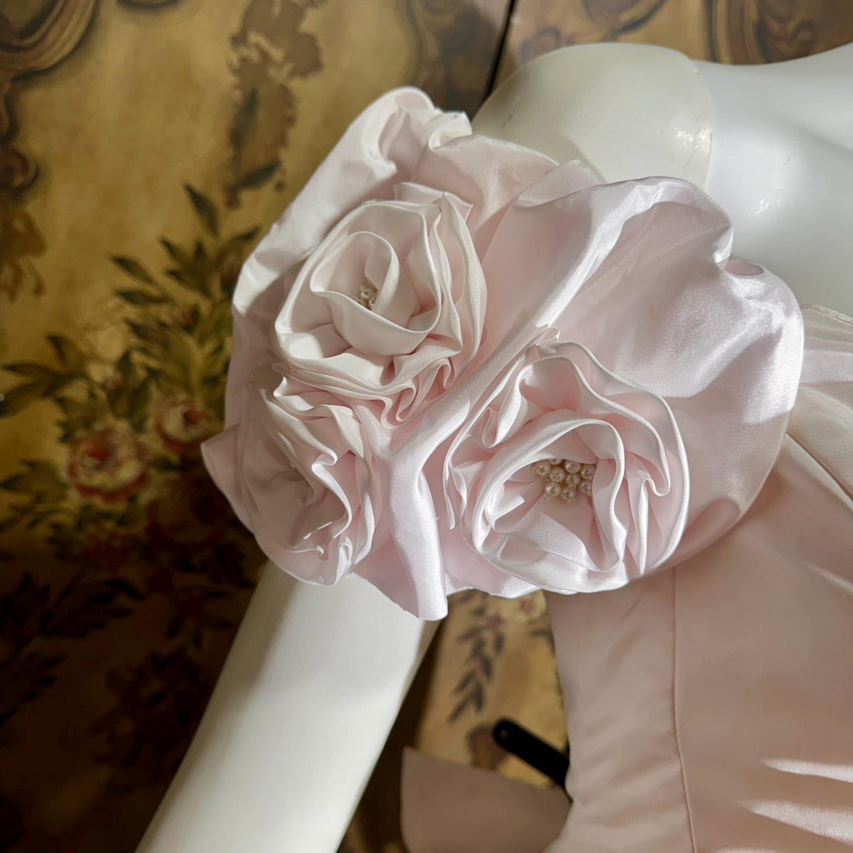vintage PRISCILLA OF BOSTON wedding dress gown, 1970s Pink Off Shoulder Basque Cinderella ball gown