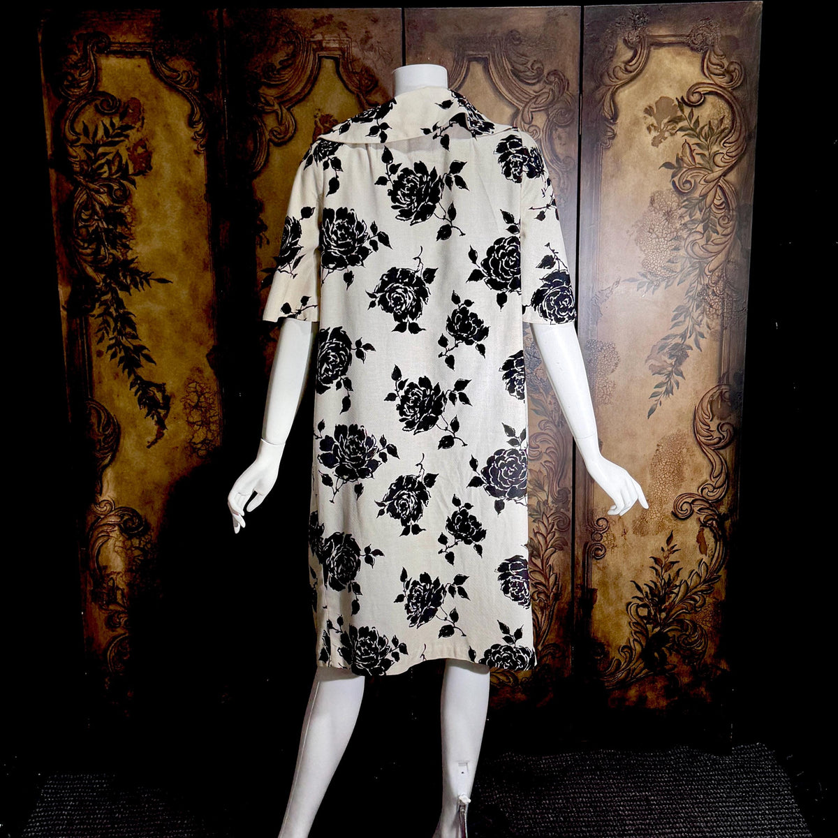 Vintage 1950s evening coat, ROBERT GOULD Floral Linen weight duster opera coat