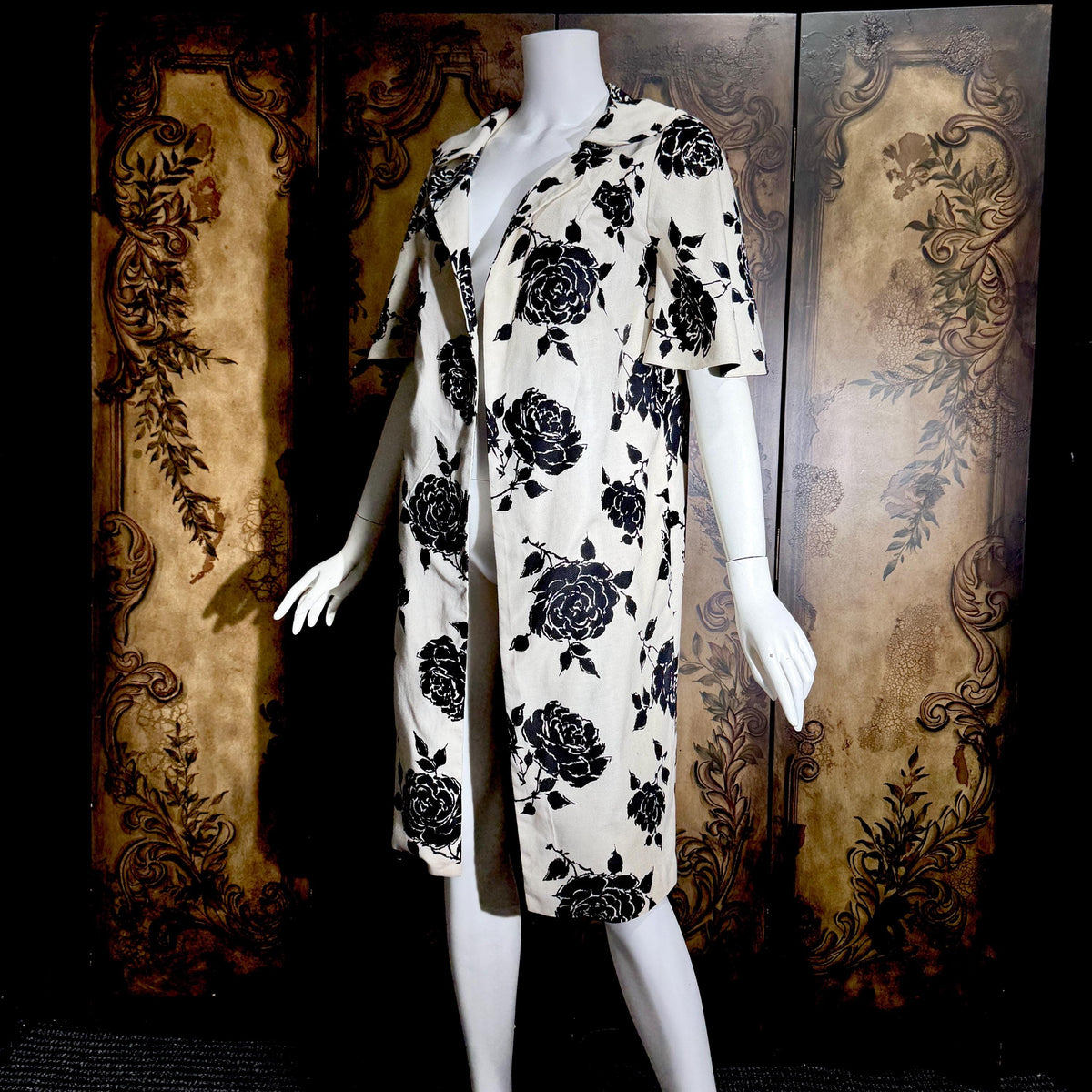 Vintage 1950s evening coat, ROBERT GOULD Floral Linen weight duster opera coat