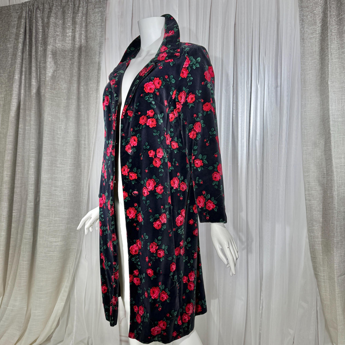 TOWN & COUNTRY vintage 1960s evening coat, black velvet rose print midi coat
