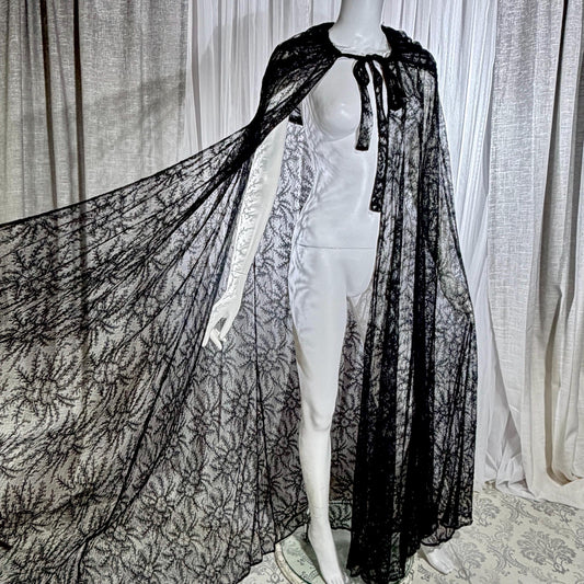 Victorian Antique Chantilly Lace Cape, 1900s Black Hooded Opera Cloak